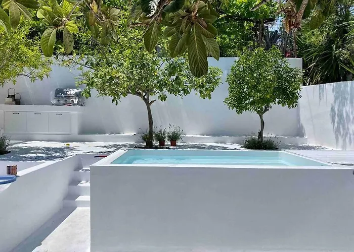 The Inora * Marathos (Thessaly)