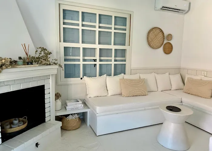 The Inora * Marathos (Thessaly)